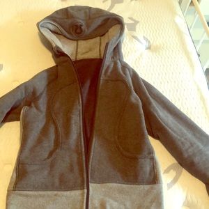 Lululemon zip up grey